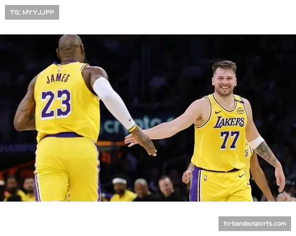 湖人宣布一签一裁正式公布训练营21人名单詹姆斯东契奇携手冲冠为目标